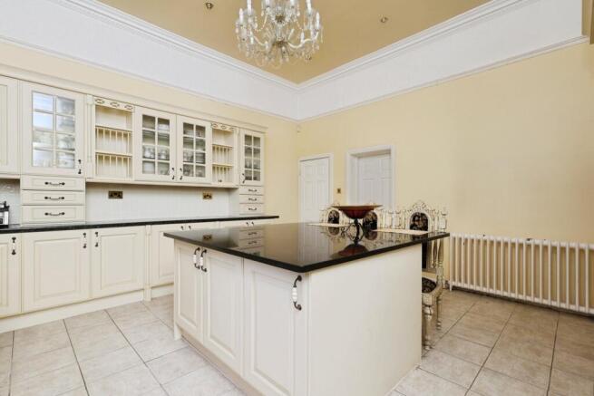 11 bed Manor House for sale Image 11