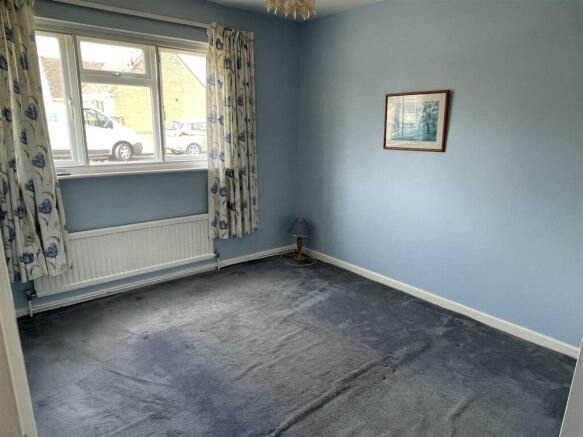 Bedroom 2.JPG