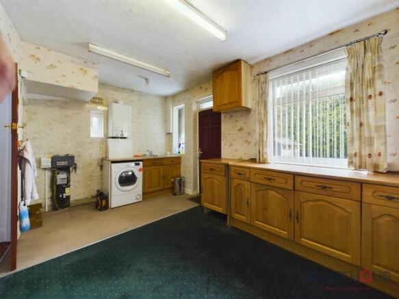Dining kitchen