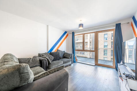 Carlyon Road, Alperton, WEMBLEY, HA0