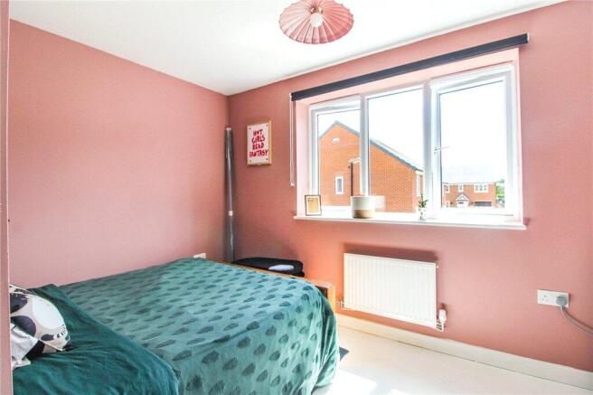 3 bed Terraced for sale Image 8