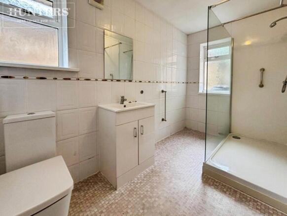 3 bed Detached Bungalow for sale Image 3