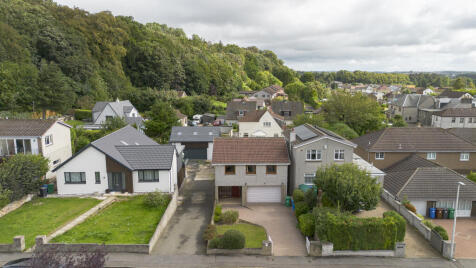 Chrislynn, 4 Knockhouse Road, Crossford, Fife