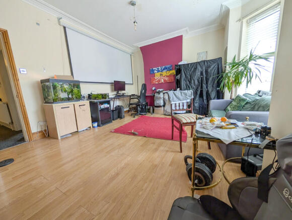 4 bed Block of Apartments for sale Image 6