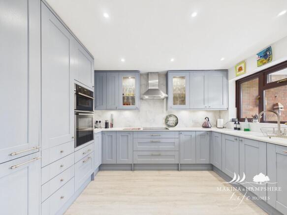 CAM03915G0-PR0050...