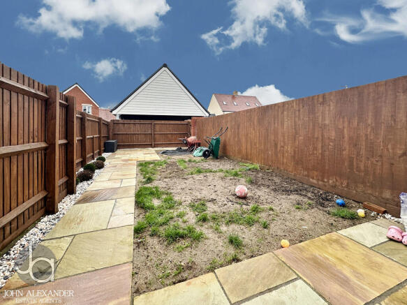 Llama Close, Stanway, Colchester photo 3