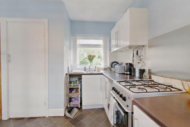 8555671-interior14-800.JPG