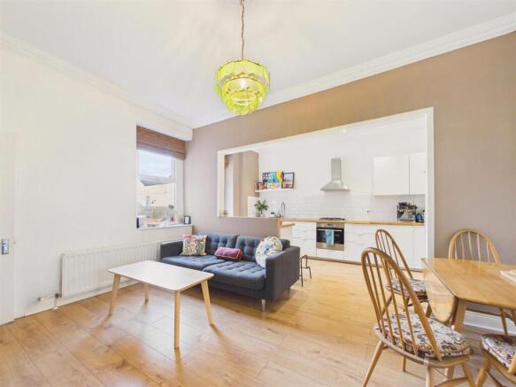 CAM02801G0-PR0078-STILL013 (1).jpg