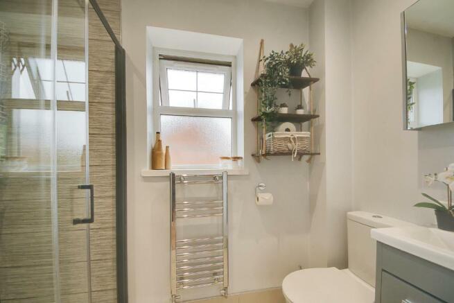 En-Suite (Portal Size).jpg