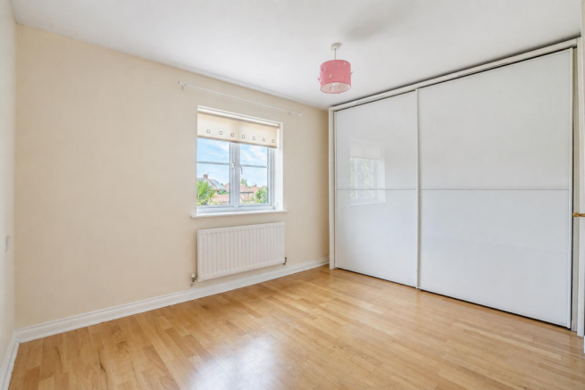3 bed Semi-Detached to rent Image 7