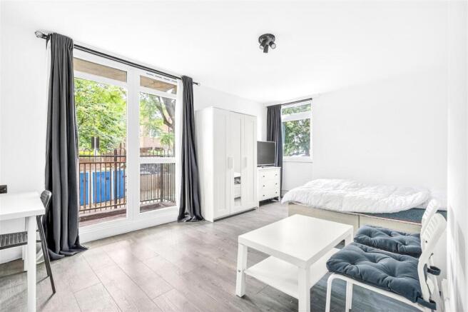 Reception/Dining/Bedroom