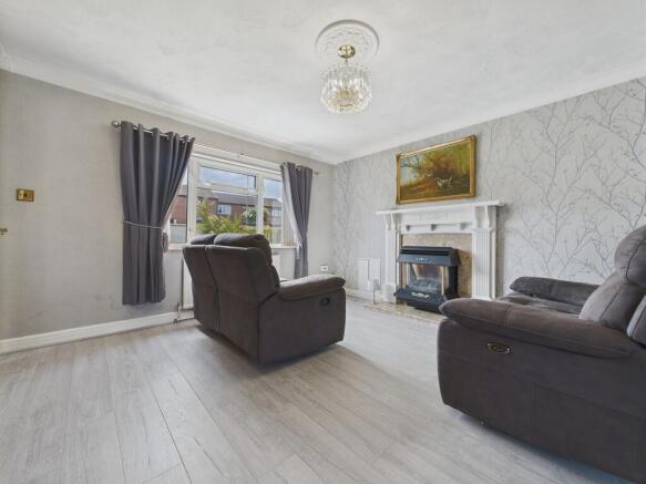 CAM04273G0-PR0134...