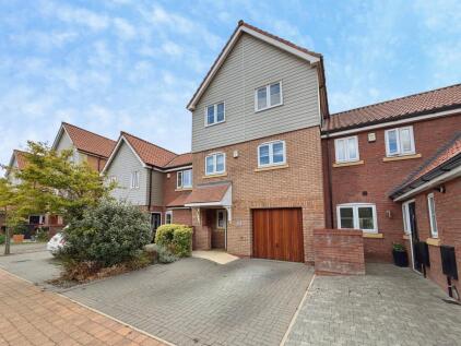 The Quays, Burton Waters, Lincoln, Lincolnshire, LN1