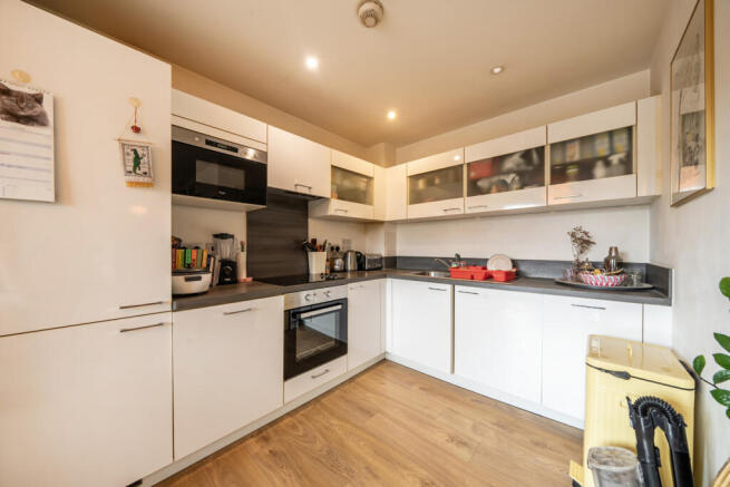 1418388-6-69a1b39...