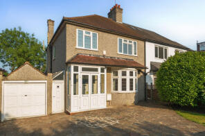 51, Alexandra Crescent, Bromley BR1 4EX