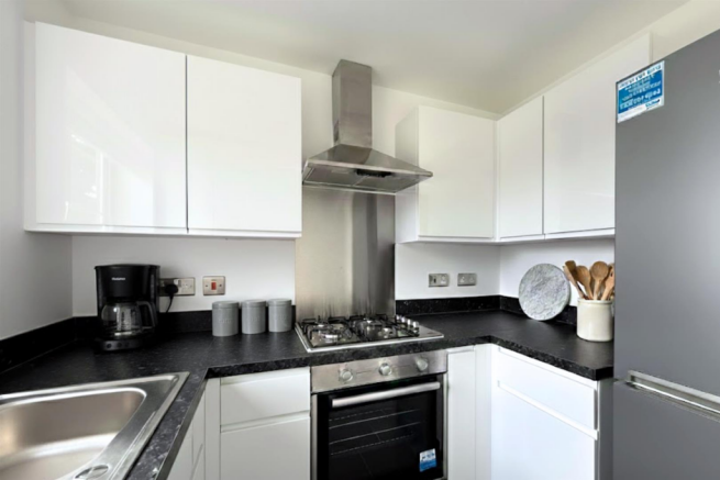 Woodford Kitchen.png