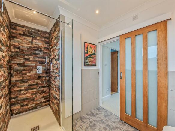 luxury shower room