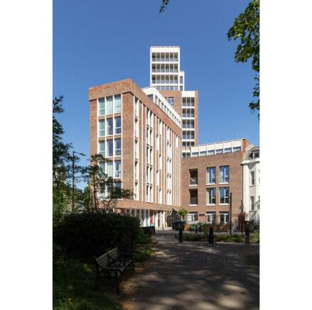 Parkhaus, Maple Path E5