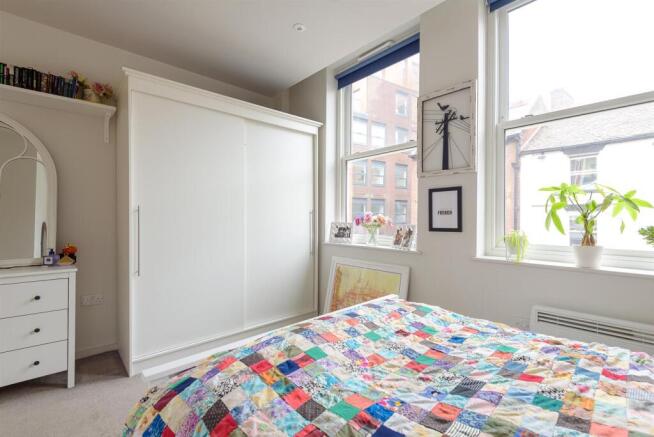1 bed Apartment to rent Image 9