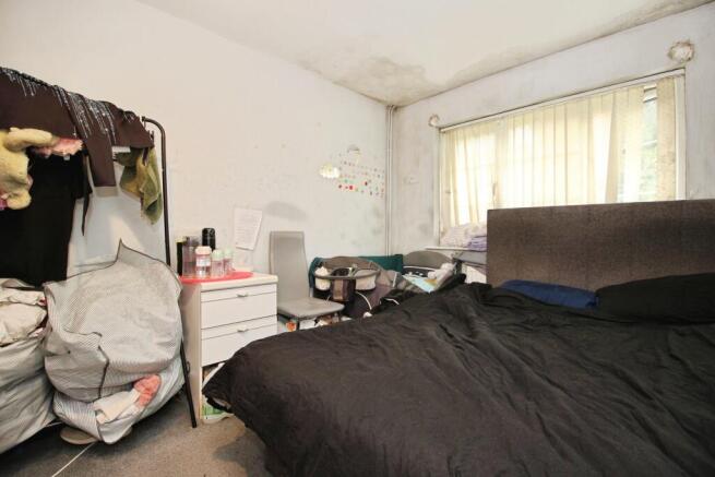 3 bed Semi-Detached for sale Image 8