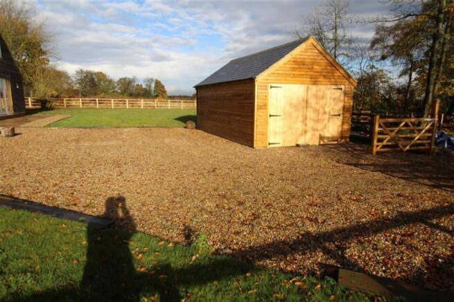 DETACHED GARAGE