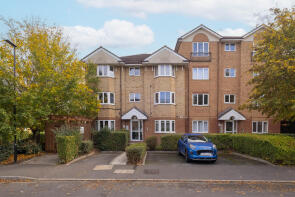 63, Varsity Drive, Twickenham TW1 1AH