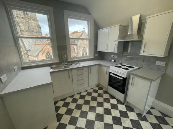 kitchen2.jpg