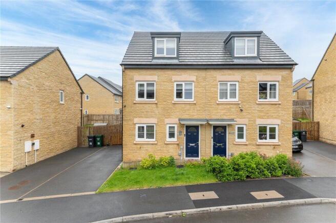 3 bed Semi-Detached for sale in bradford