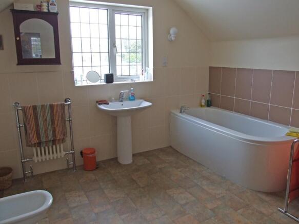 Photo 11
