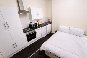 Bedsit 9, 11, West Street, Leicester LE1 6XL
