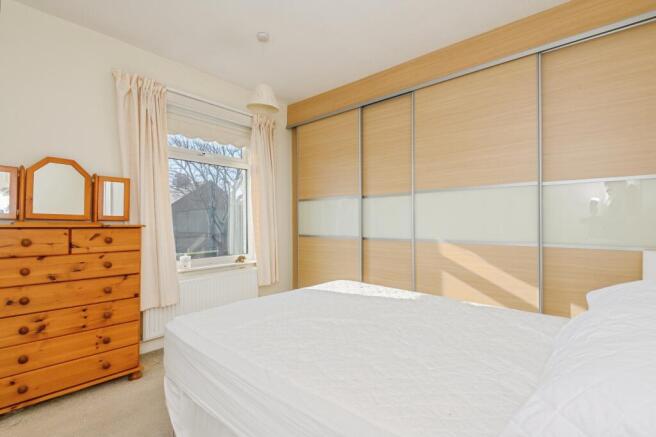 2 bed Semi-Detached for sale Image 10