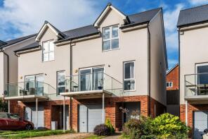 17, Admiral Walk, Tunbridge Wells TN2 3XY