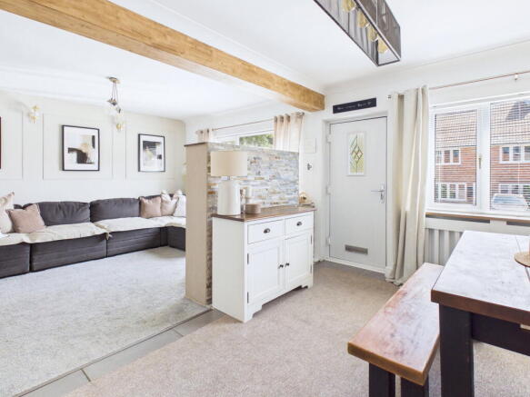 Third Avenue, Rainworth, Mansfield, NG21 0BY photo 3
