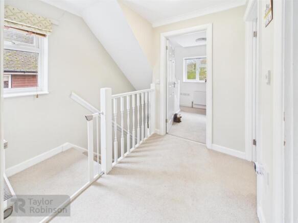 CAM02600G0-PR0660-STILL018.jpg