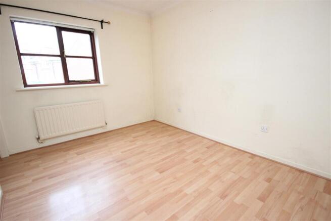 bedroom.JPG