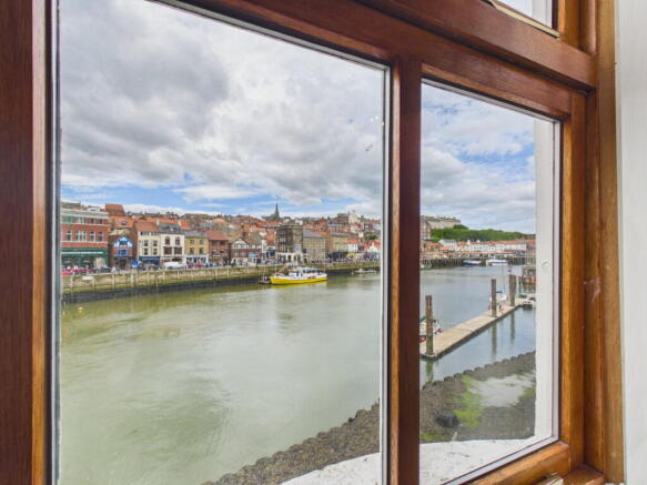 2 bed Apartment for sale Image 10