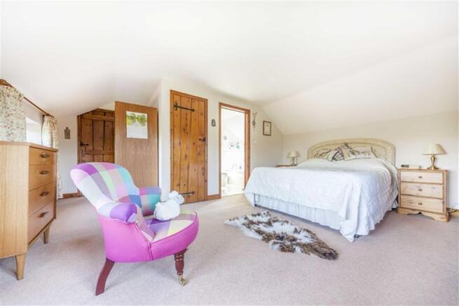 BEDROOM 1