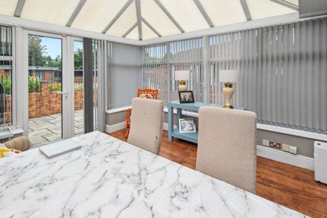 1 bed Bungalow for sale Image 7