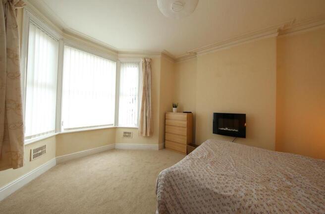1 Gilestone Rd 1666.JPG