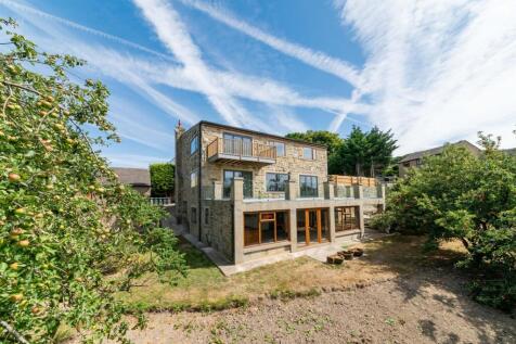 The Orchards, Cliffe View, Clayton West, HD8