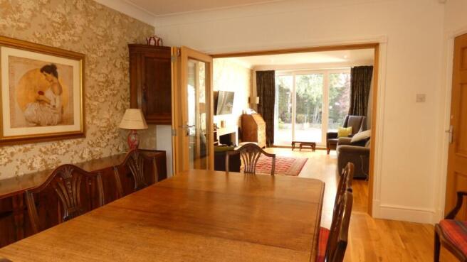 The Drive, Leeds, West Yorkshire, LS8 photo 5