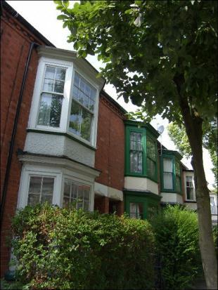 Tree-lined Retreat