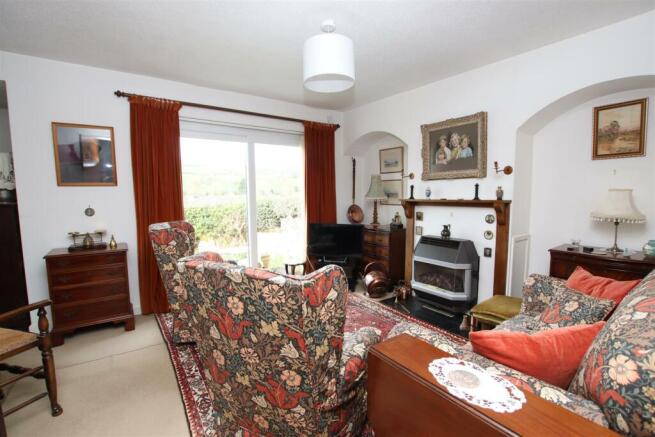 Living Room.JPG