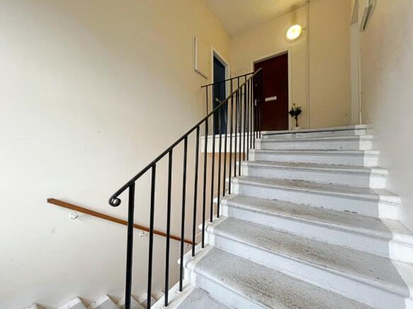 Entrance close