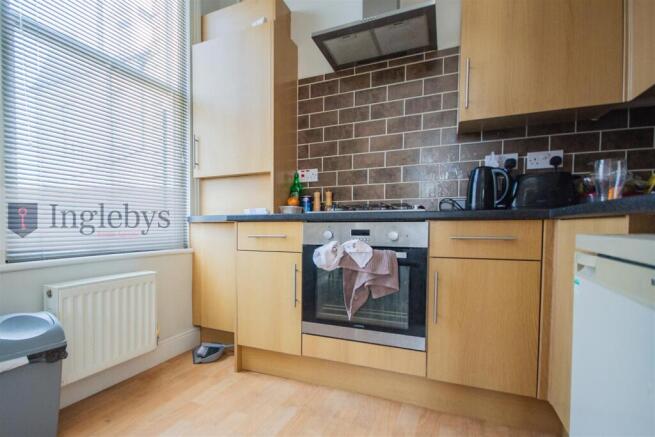 1 bed Apartment to rent Image 5