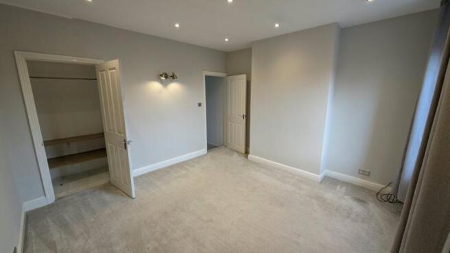 Terraced to rent Image 9