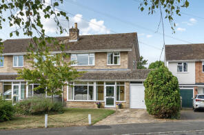 25, Churchill Way, Long Hanborough OX29 8JJ