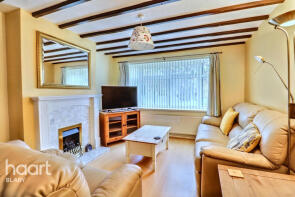 19, Spinney Halt, Leicester LE8 6HW