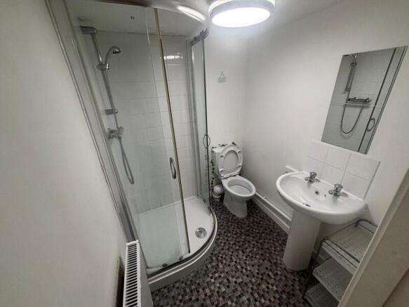 6 bed Terraced to rent Image 11