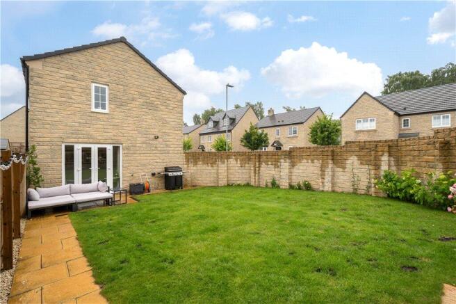 3 bed Detached for sale Image 4